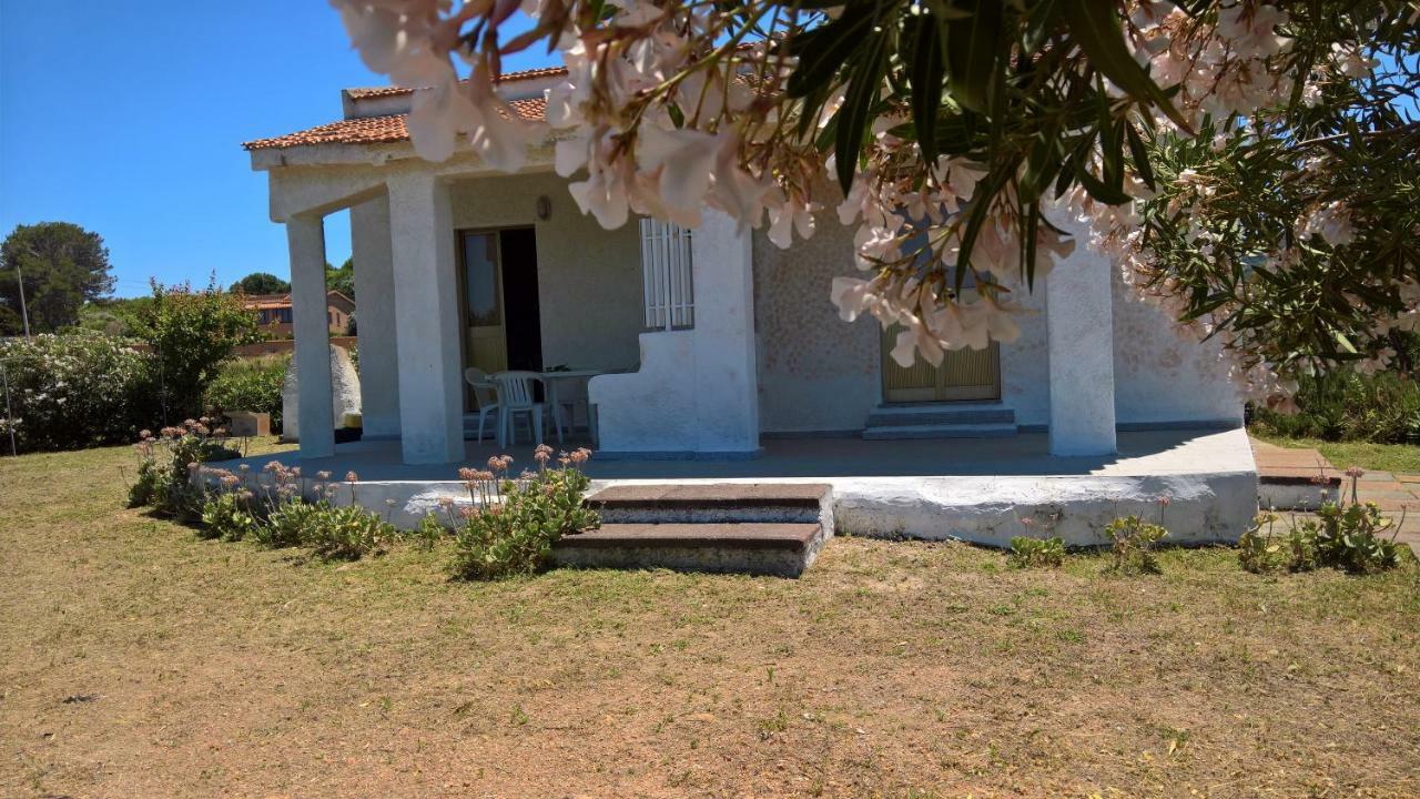 Villa Singola Valledoria  Exteriör bild